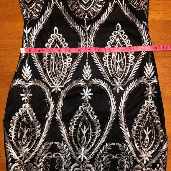 Sexy Black Bodycon Dress - Picture 5 of 8